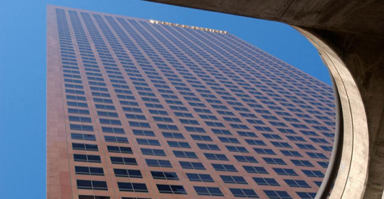 Gibson Dunn Extends Large Lease at Wells Fargo Tower