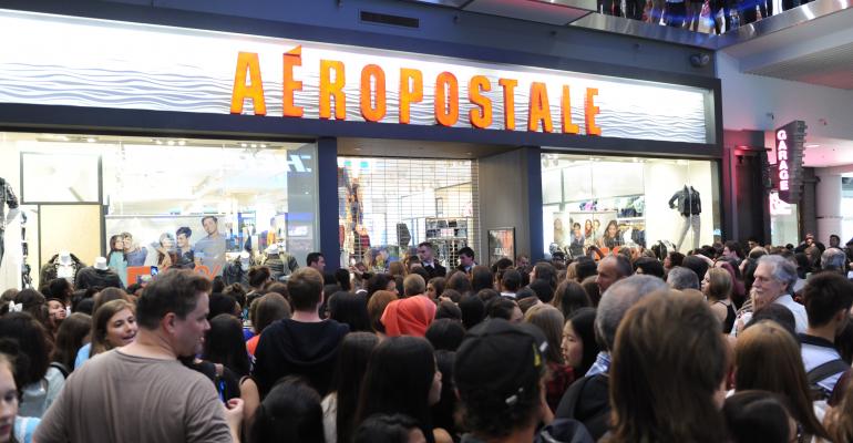 In Mall REITs’ Bid for Aéropostale a New Survival Strategy for Retail Landlords?