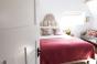 air bnb guest room-Getty Images-1167592105.jpg